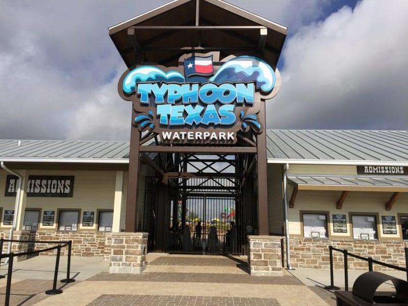 Typhoon Texas Waterpark